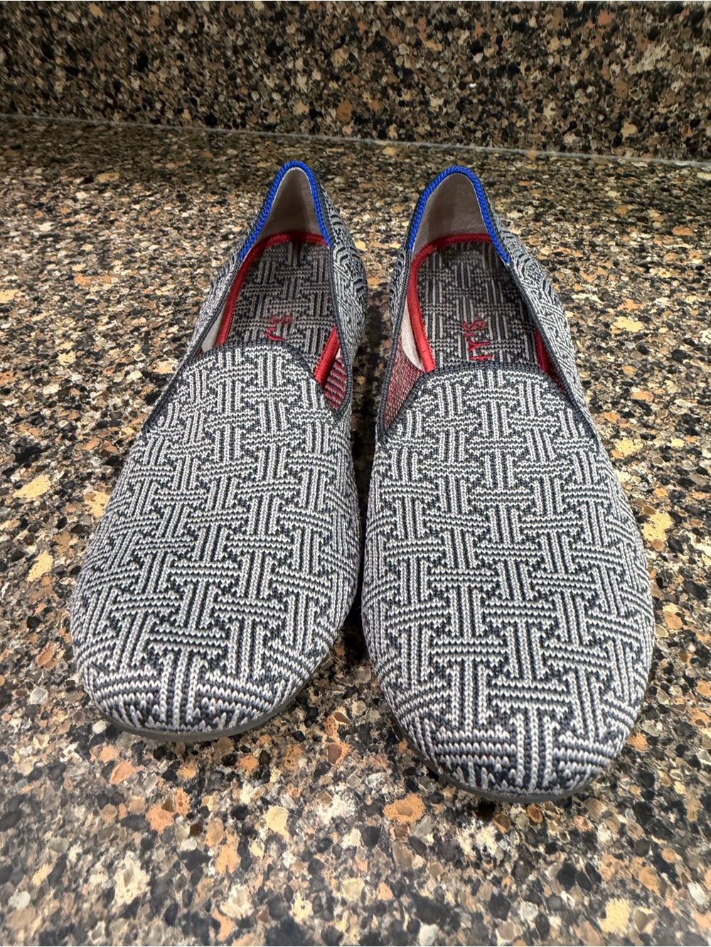 Rothys 8  Gray&blue  Patterned Slip-On Loafers